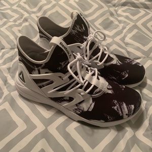 Reebok Womens Hayasu Dance Shoe